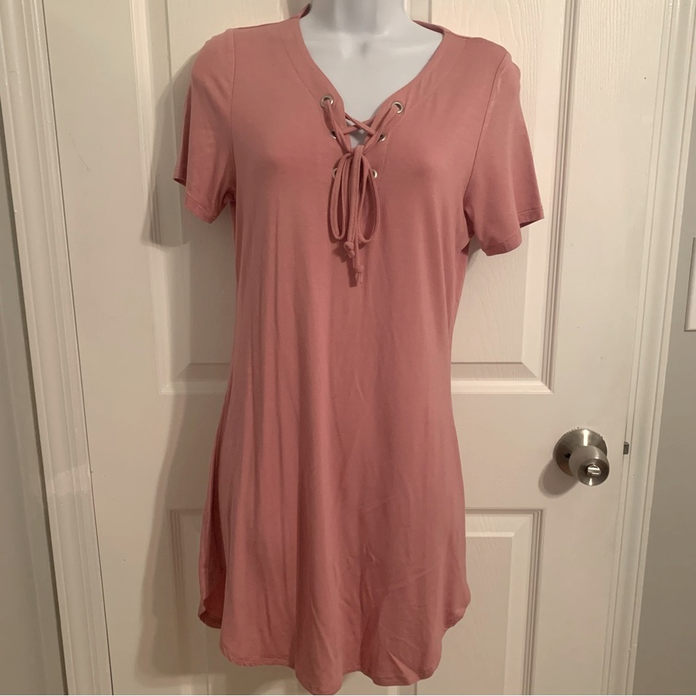Short sleeve lace up dress